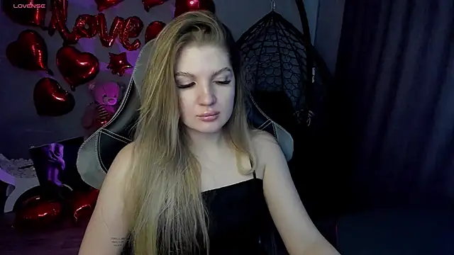 lily williamss online show from February 19, 2025, 3:06 am