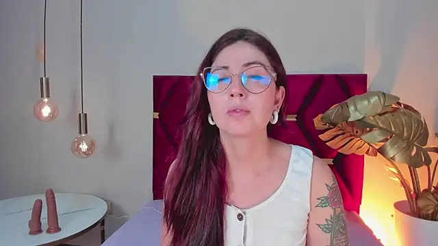 Emilywatsonn online show from March 8, 2025, 12:33 am