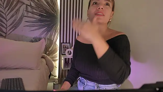 Samaantha-White online show from March 5, 2026, 11:28 am