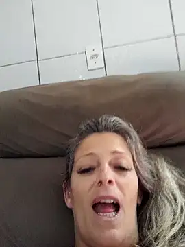 Snapshot of marcialoira chatting on January 13, 2025, 12:56 pm marcialoira online show from January 13, 2025, 12:56 pm