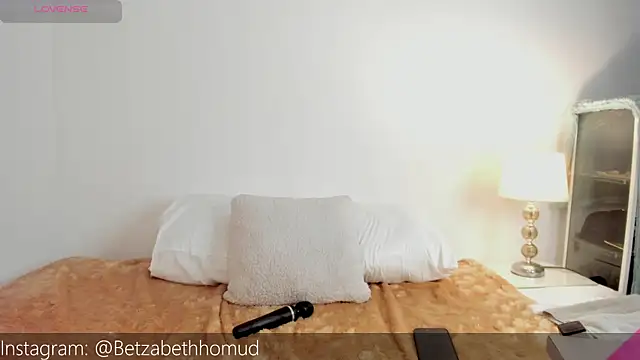 BetzabethHomud0 online show from February 22, 2026, 5:19 am