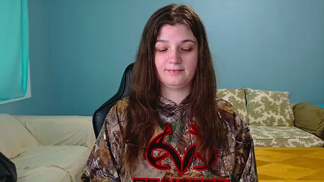 Snapshot of TreeJeanne chatting on April 20, 2026, 4:21 pm TreeJeanne online show from April 20, 2026, 4:21 pm
