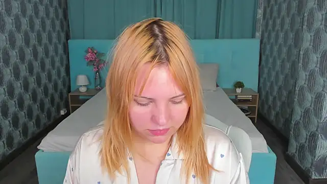 Stacy Luv online show from September 27, 2025, 12:04 am