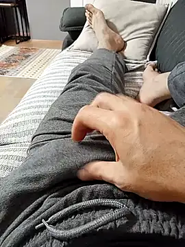 xozox online show from November 23, 2025, 10:53 pm