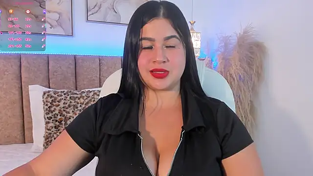 miahkumar online show from October 28, 2025, 6:54 pm