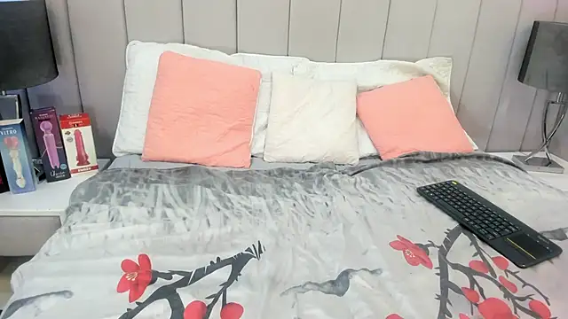 Kendaal Doshi online show from October 26, 2025, 1:50 pm