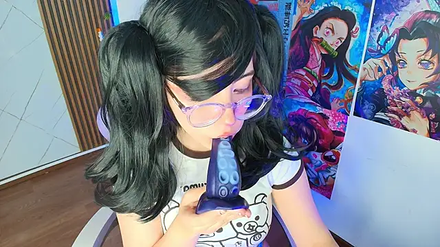 Snapshot of Purplee_Baby chatting on November 4, 2025, 11:53 am Purplee Baby online show from November 4, 2025, 11:53 am