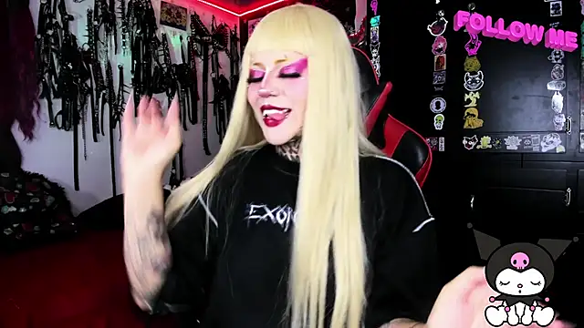 jannaink  online show from October 10, 2025, 9:36 pm