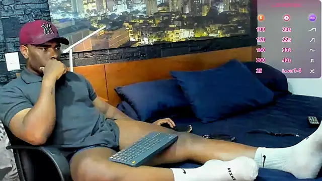 thomas santtos1 online show from February 16, 2025, 12:41 am
