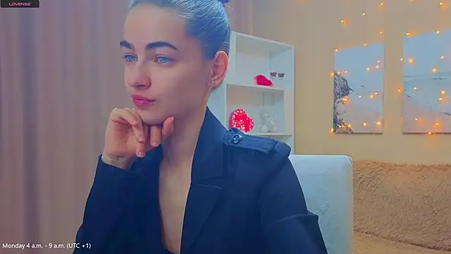 AstoriyaNight online show from March 23, 2026, 3:10 am