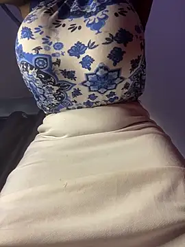 Cherrytowild online show from January 29, 2025, 9:44 am