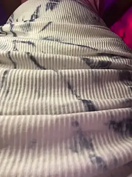 Snapshot of Cherrytowild chatting on October 17, 2025, 5:32 am Cherrytowild online show from October 17, 2025, 5:32 am