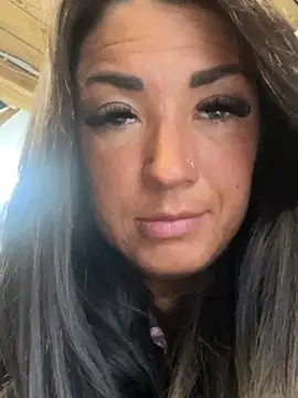 Snapshot of RuslanaXX chatting on February 2, 2025, 4:05 am RuslanaXX online show from February 2, 2025, 4:05 am