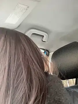 Snapshot of RuslanaXX chatting on February 3, 2025, 4:04 am RuslanaXX online show from February 3, 2025, 4:04 am