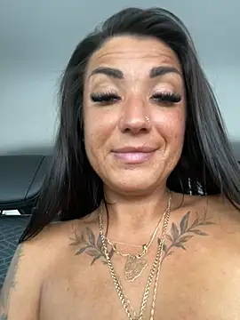 Snapshot of RuslanaXX chatting on February 10, 2025, 8:31 am RuslanaXX online show from February 10, 2025, 8:31 am