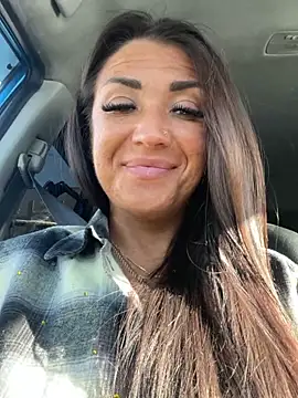 Snapshot of RuslanaXX chatting on February 24, 2025, 8:27 am RuslanaXX online show from February 24, 2025, 8:27 am