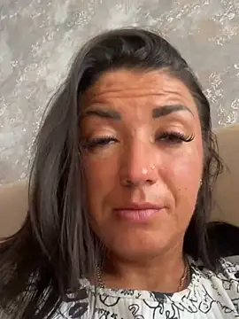 Snapshot of RuslanaXX chatting on February 25, 2025, 4:35 am RuslanaXX online show from February 25, 2025, 4:35 am