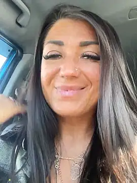 Snapshot of RuslanaXX chatting on February 26, 2025, 8:37 am RuslanaXX online show from February 26, 2025, 8:37 am