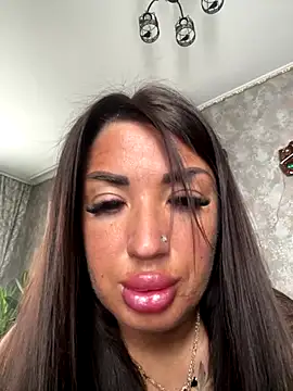 Snapshot of RuslanaXX chatting on October 7, 2025, 2:53 am RuslanaXX online show from October 7, 2025, 2:53 am