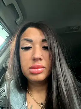 Snapshot of RuslanaXX chatting on October 27, 2025, 2:26 am RuslanaXX online show from October 27, 2025, 2:26 am