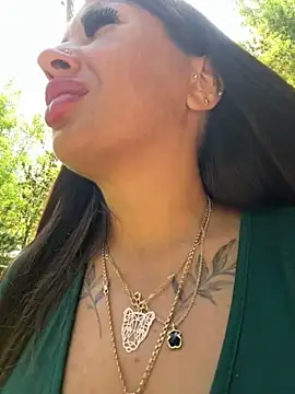 RuslanaXX online show from June 3, 2026, 5:43 am