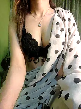 Snapshot of seductivegirl55 chatting on April 20, 2026, 4:32 pm seductivegirl55 online show from April 20, 2026, 4:32 pm