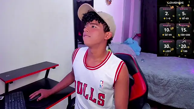 Noah Smith04 online show from October 6, 2025, 7:55 pm