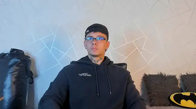 NoahhBrown online show from December 20, 2024, 3:25 am