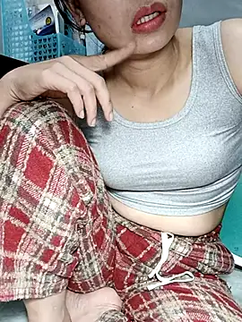 Snapshot of Blythe_69 chatting on March 12, 2025, 7:13 am Blythe 69 online show from March 12, 2025, 7:13 am