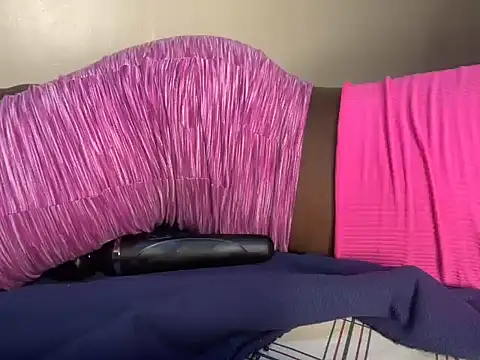 Snapshot of savage_coochie chatting on April 16, 2026, 5:47 pm savage coochie online show from April 16, 2026, 5:47 pm