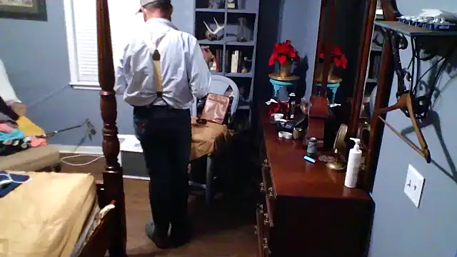 Onesieboy4daddys online show from December 3, 2025, 6:32 am