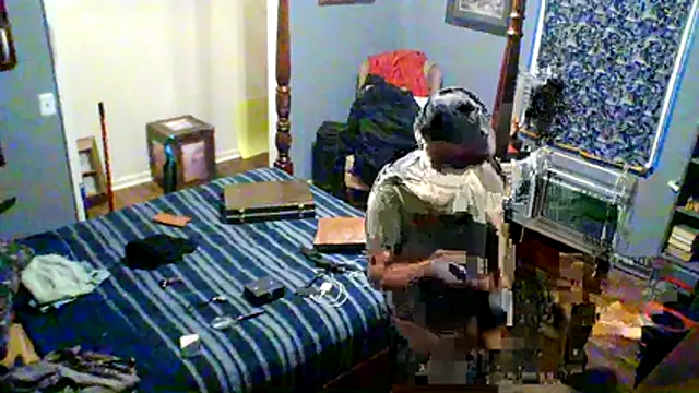 Onesieboy4daddys online show from December 19, 2025, 7:59 am