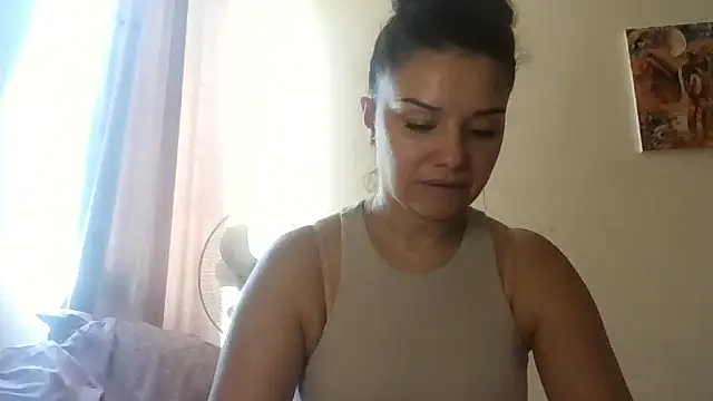 Linusya online show from October 8, 2025, 11:30 am