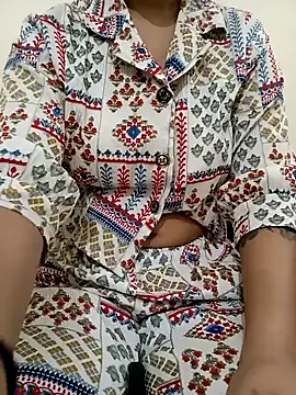 sweet jia23 online show from October 29, 2025, 4:26 am