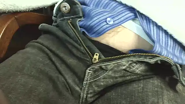 smoothandtiny online show from March 27, 2026, 8:26 am