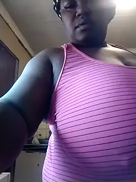 MATUREBUSSTY online show from October 31, 2025, 5:30 am