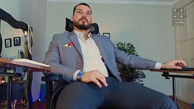 Snapshot of HenryBenso chatting on May 21, 2026, 8:27 pm HenryBenso online show from May 21, 2026, 8:27 pm
