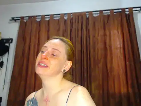 Snapshot of Redhead_incandy chatting on July 5, 2026, 9:55 pm Redhead incandy online show from July 5, 2026, 9:55 pm