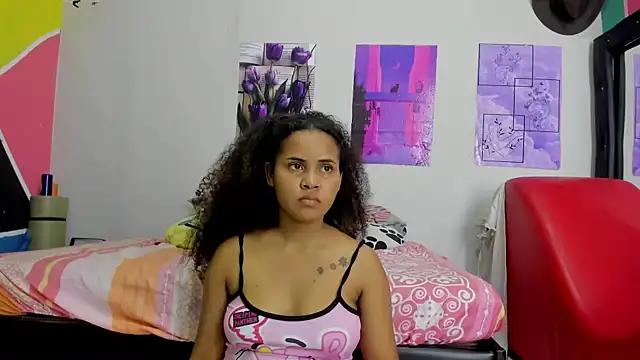 makena18 online show from December 27, 2024, 12:45 pm