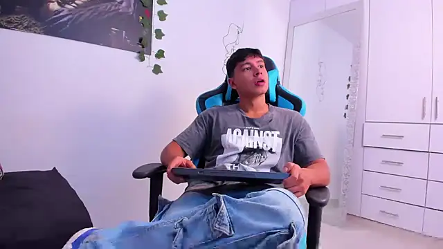 Bray Kevin online show from December 13, 2024, 11:28 pm