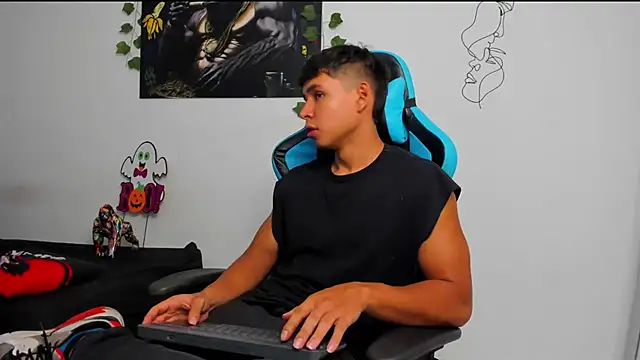 Bray Kevin online show from February 4, 2025, 12:19 am