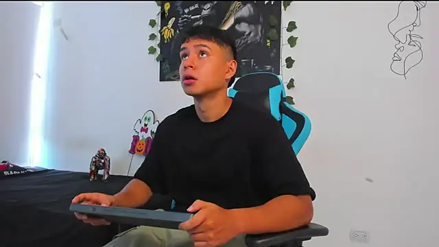 Bray Kevin online show from February 24, 2025, 3:53 pm