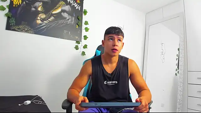 Bray Kevin online show from March 14, 2025, 12:21 am