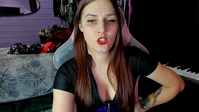 Stroynyash online show from December 15, 2025, 9:19 pm