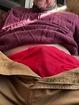 Helmut1971 online show from December 21, 2025, 3:41 pm