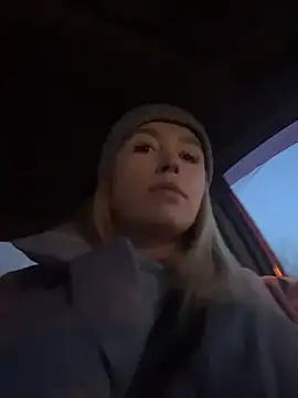 Snapshot of StasyWood chatting on February 27, 2026, 12:54 am StasyWood online show from February 27, 2026, 12:54 am