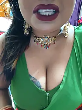 YR-SHIVANI online show from September 18, 2025, 4:47 am