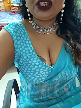 Snapshot of YR-SHIVANI chatting on February 13, 2026, 5:36 am YR-SHIVANI online show from February 13, 2026, 5:36 am