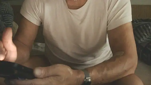 dannedonger2 online show from October 6, 2025, 6:00 am