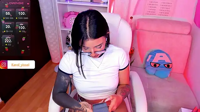 Hinataw33d01 online show from February 22, 2025, 3:01 am